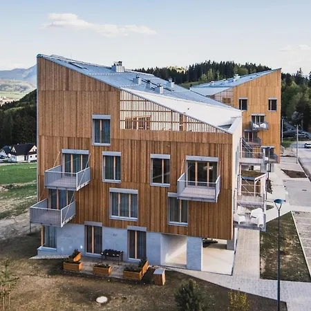 Na Kubinke, Hillside *