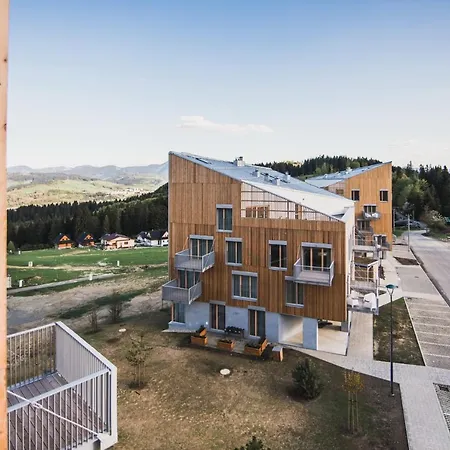 Na Kubinke, Hillside