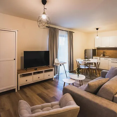 Na Kubinke, Hillside Apartman Alsókubin