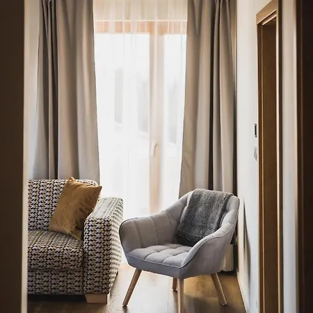 Na Kubinke, Hillside Apartament *