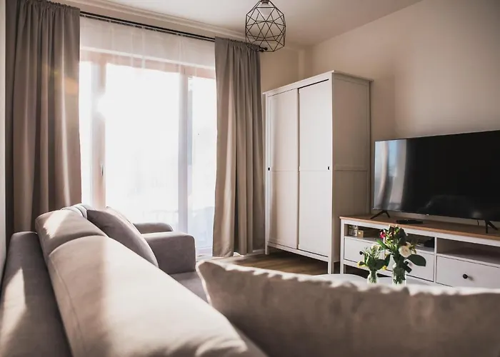 Na Kubinke, Hillside Apartment *