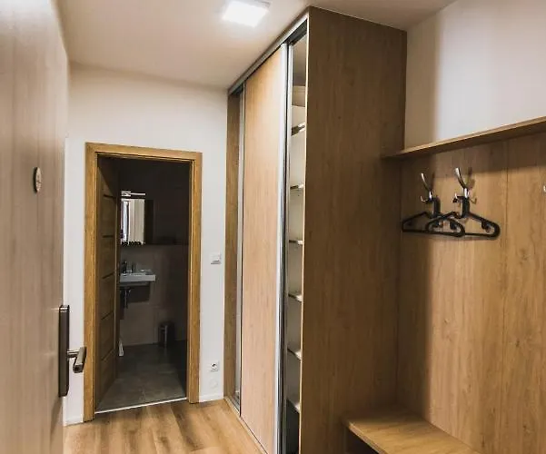 Apartment Na Kubinke, Hillside *