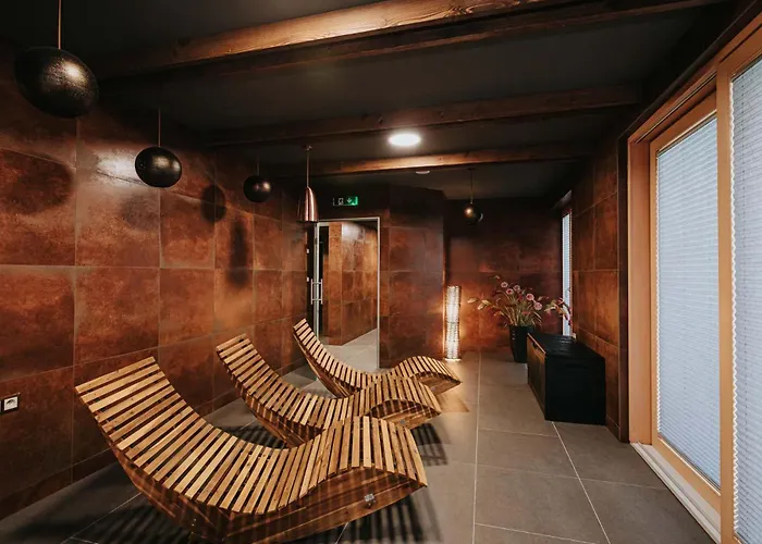Na Kubinke, Hillside Apartment *