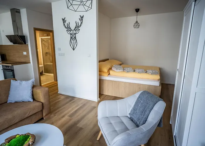 Apartment Na Kubinke, Hillside