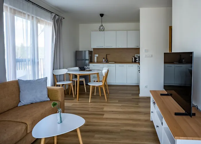 Na Kubinke, Hillside Apartment *
